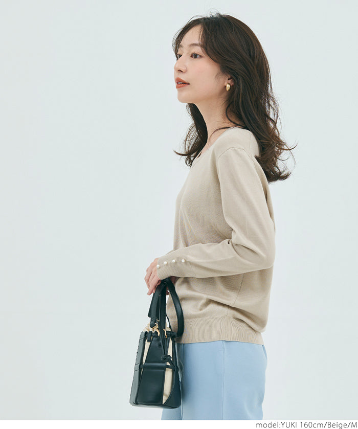 Pearl cuff V-neck knit