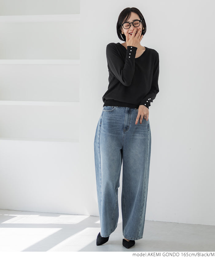 Pearl cuff V-neck knit