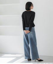 Pearl cuff V-neck knit