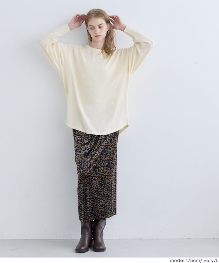 圓弧下擺長袖針織上衣