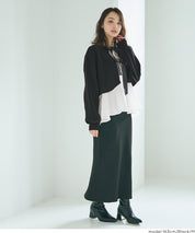 Two-piece knitted cardigan with a bow at the back + inner shirt