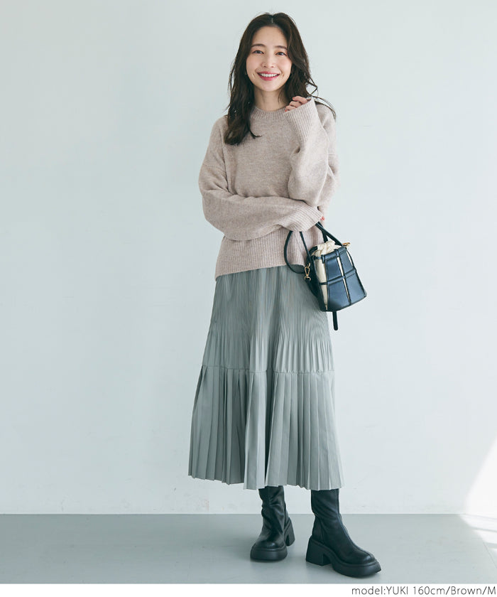 Women's fluffy yak-style ribbed crew neck knit (Not available for mail order)