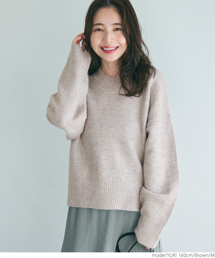 Women's fluffy yak-style ribbed crew neck knit (Not available for mail order)