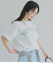 短版寬鬆英字LOGO T-shirt