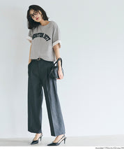 短版寬鬆英字LOGO T-shirt