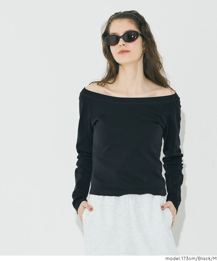 合身大U一字領棉質長袖上衣