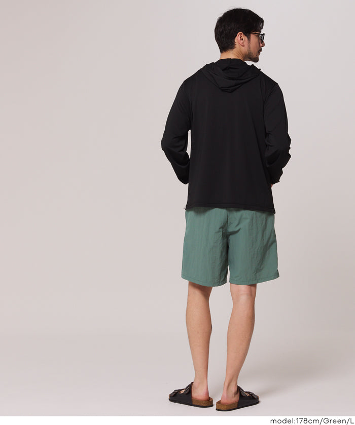Washed nylon shorts for men and women. Not available for mail order. (Coca brand)