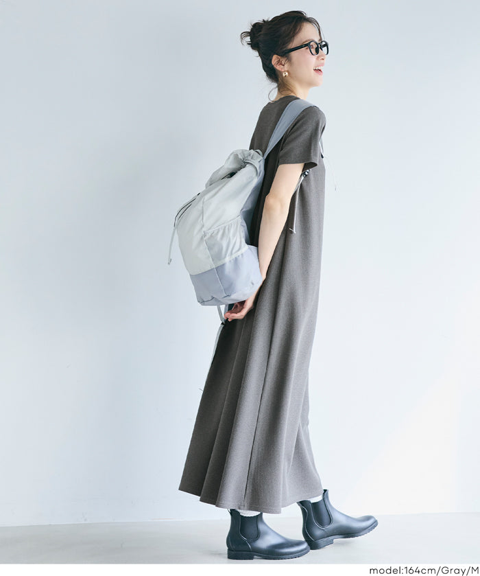 【壓紋機能】短袖休閒A字連衣長裙