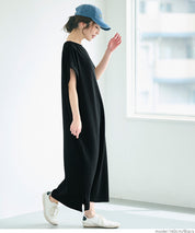 Embossed boat neck short sleeve dress quick drying dryer safe 