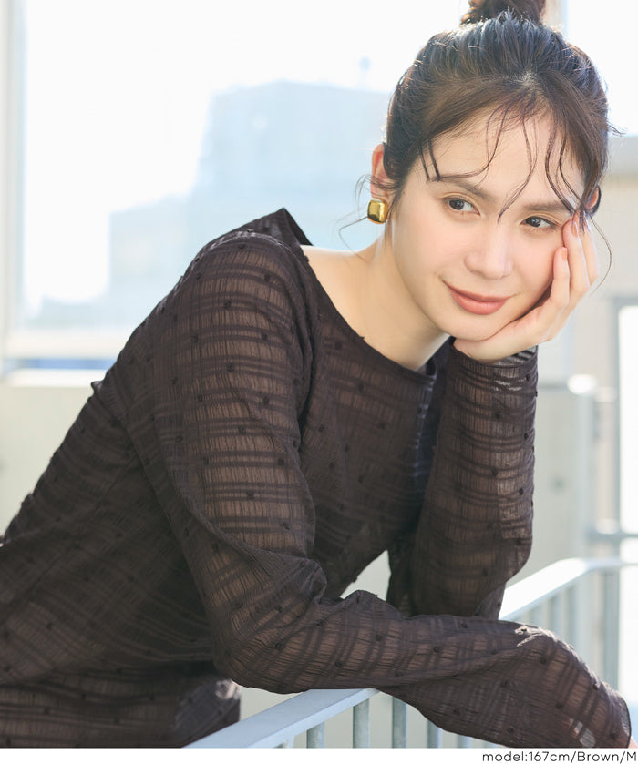 水玉透膚內搭上衣