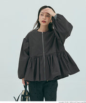 Collarless peplum jacket