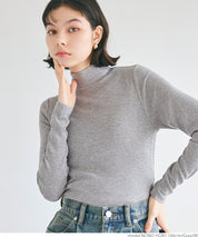 立體剪裁羅紋高領內搭上衣