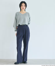 3D美腿高腰喇叭西裝褲