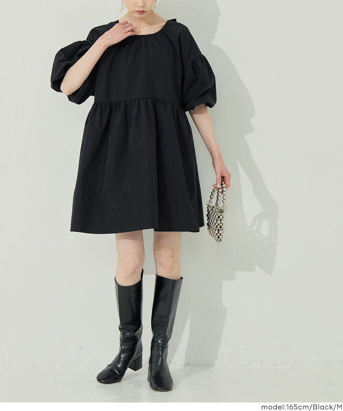 日系後蝴蝶結澎感迷你連衣裙