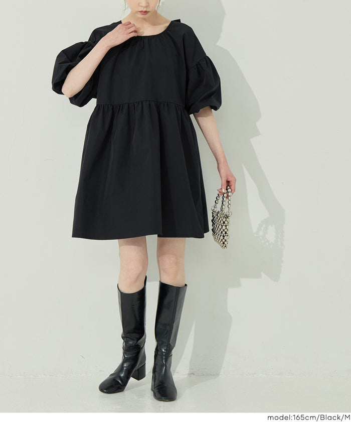 日系後蝴蝶結澎感迷你連衣裙