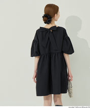 日系後蝴蝶結澎感迷你連衣裙