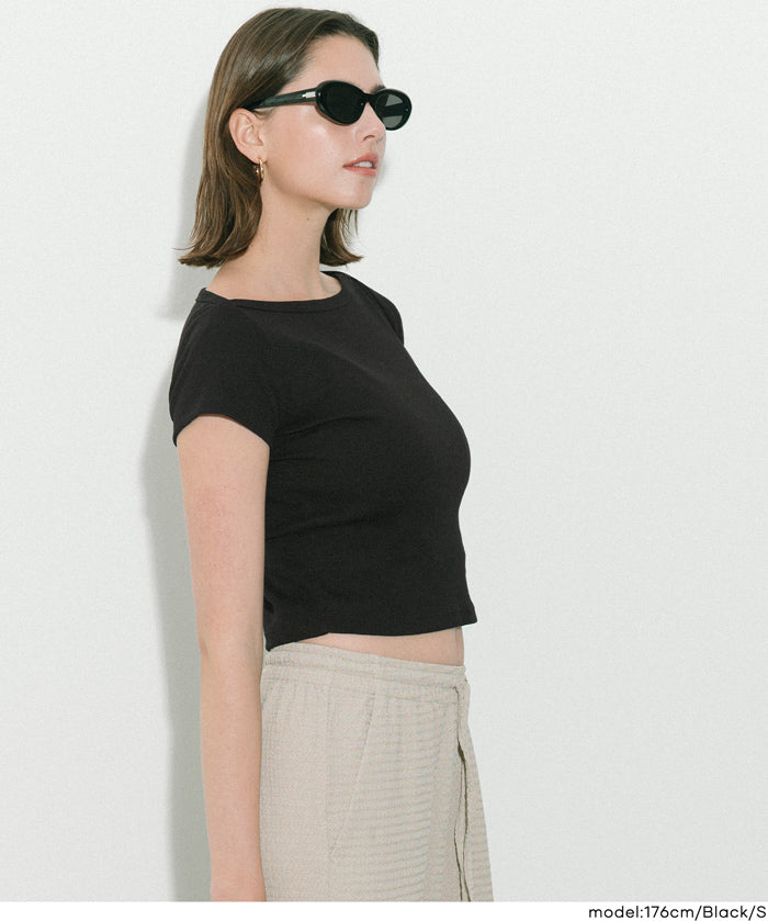 基礎款船領短袖上衣