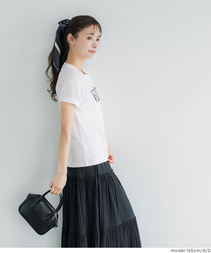 刺繡LOGOT恤合身短袖T恤 T-Shirt