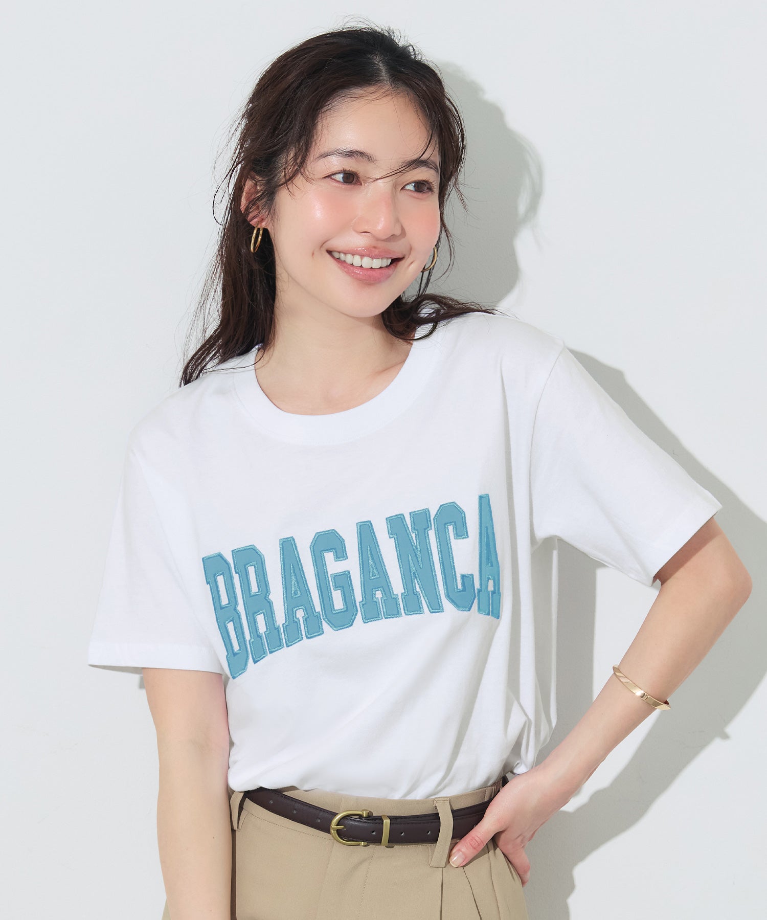 精緻刺繡logo短袖上衣 (LOGO T-shirt )
