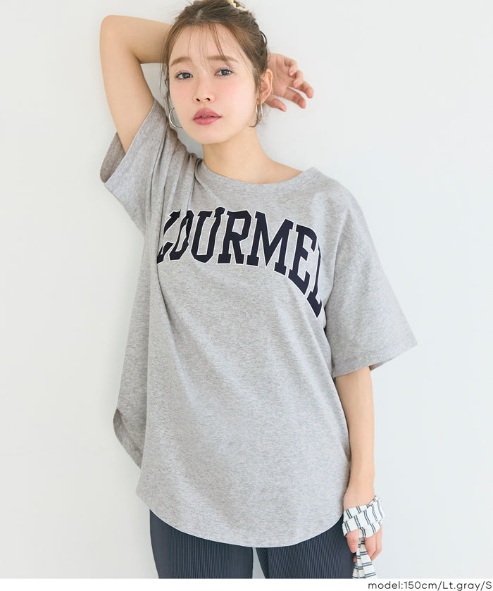 英字LOGO圓弧剪裁短袖上衣