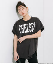 英字LOGO圓弧剪裁短袖上衣