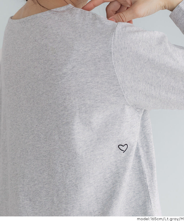 小愛心LOGO長袖船領上衣