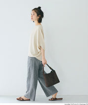 蝙蝠袖箱型拉鍊絲滑上衣(Square zip blouse)