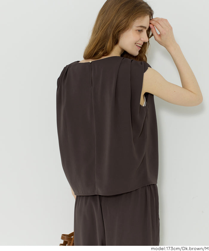 簡約打摺設計無袖上衣 (Shoulder Tuck Blouse)