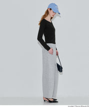 日系簡約純色大U領長袖插肩T恤