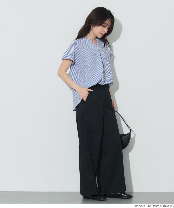 凹凸肌理小V領簡約短袖上衣 (Seersucker V-neck Top)
