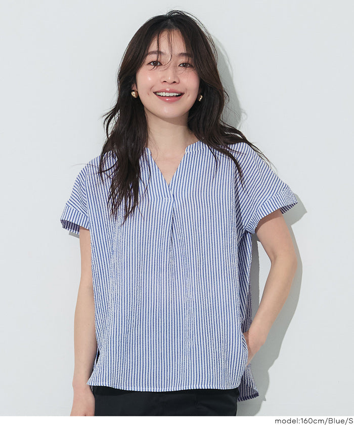 凹凸肌理小V領簡約短袖上衣 (Seersucker V-neck Top)