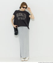 寬鬆英字LOGO短袖上衣 (Short-sleeved logo T-shirt)