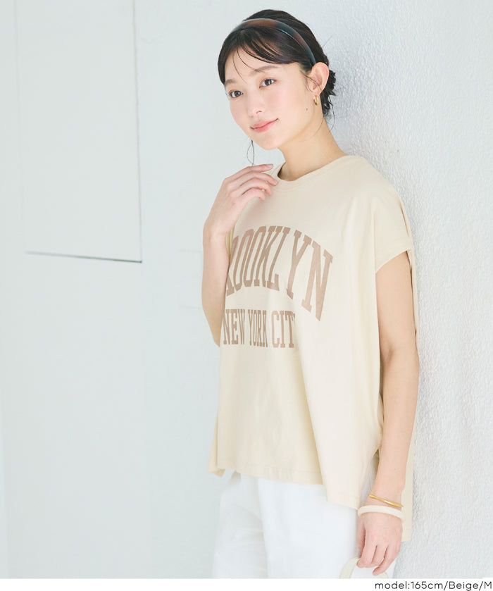 寬鬆英字LOGO短袖上衣 (Short-sleeved logo T-shirt)