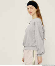 小性感露肩設計長袖衛衣