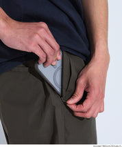 男裝雙層口袋設計休閒長褲