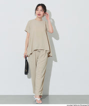 日系A字皺感緞面質感短袖娃娃衫 (Crinkled satin flared Top)
