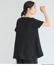 日系A字皺感緞面質感短袖娃娃衫 (Crinkled satin flared Top)