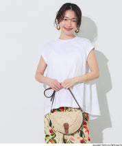 背後抓皺拼接無袖上衣 (Back-gathered roll-up sleeve T-shirt)