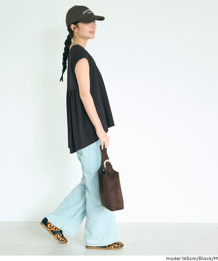 背後抓皺拼接無袖上衣 (Back-gathered roll-up sleeve T-shirt)