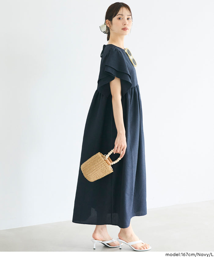 日系凹凸肌理荷葉袖娃娃拼接連身裙 (Soccer flared sleeve dress)