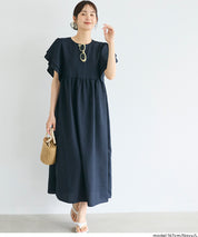 日系凹凸肌理荷葉袖娃娃拼接連身裙 (Soccer flared sleeve dress)