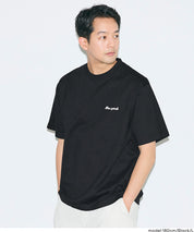 男裝胸口LOGO短袖上衣 (Men's T-shirt with chest print)