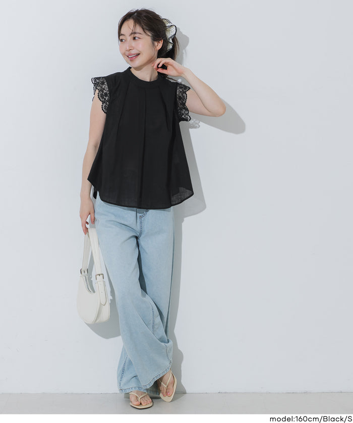 日系蕾絲拼接無袖上衣( Blouse with lace flares)