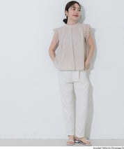 日系蕾絲拼接無袖上衣( Blouse with lace flares)