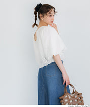 森系蕾絲泡泡袖短版上衣( Lace Back Ribbon Blouse)