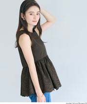 日系蕾絲拼接娃娃無袖上衣  (Punching Sleeveless Blouse)