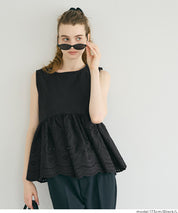 日系蕾絲拼接娃娃無袖上衣  (Punching Sleeveless Blouse)