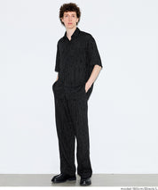 男裝棉麻質感條紋短袖襯衫 (Linen-like striped relaxed shirt)