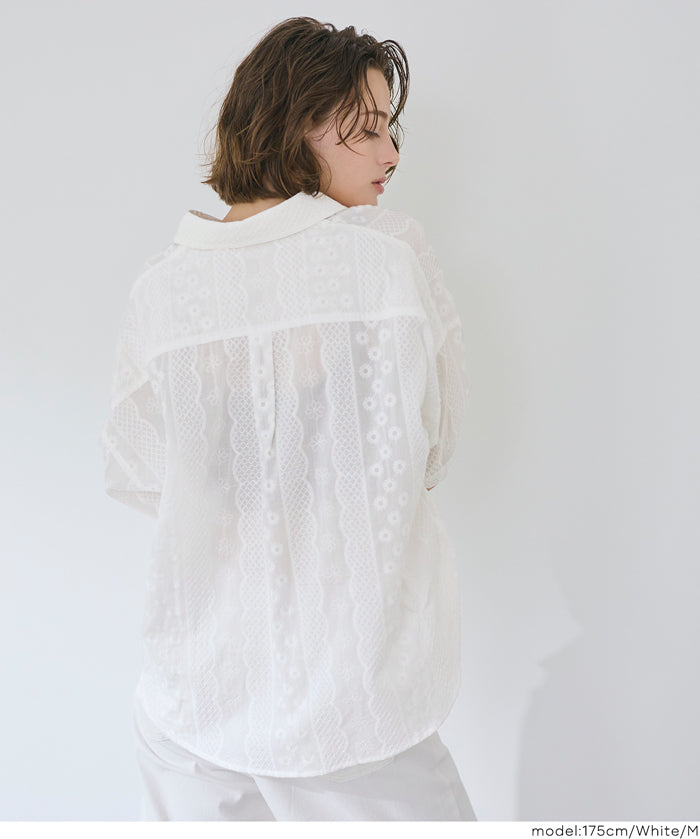 棉質小花蕾絲短袖襯衫 (Cotton lace oversized short-sleeved shirt)