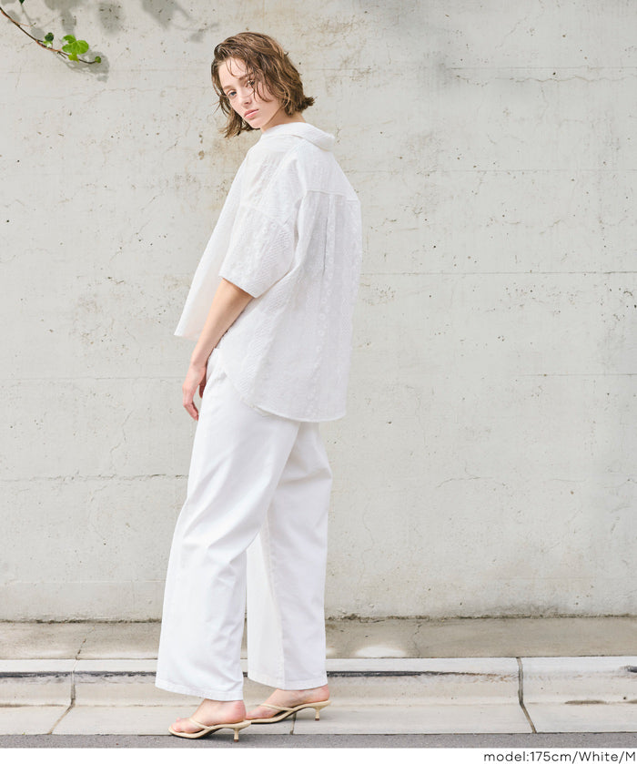 棉質小花蕾絲短袖襯衫 (Cotton lace oversized short-sleeved shirt)